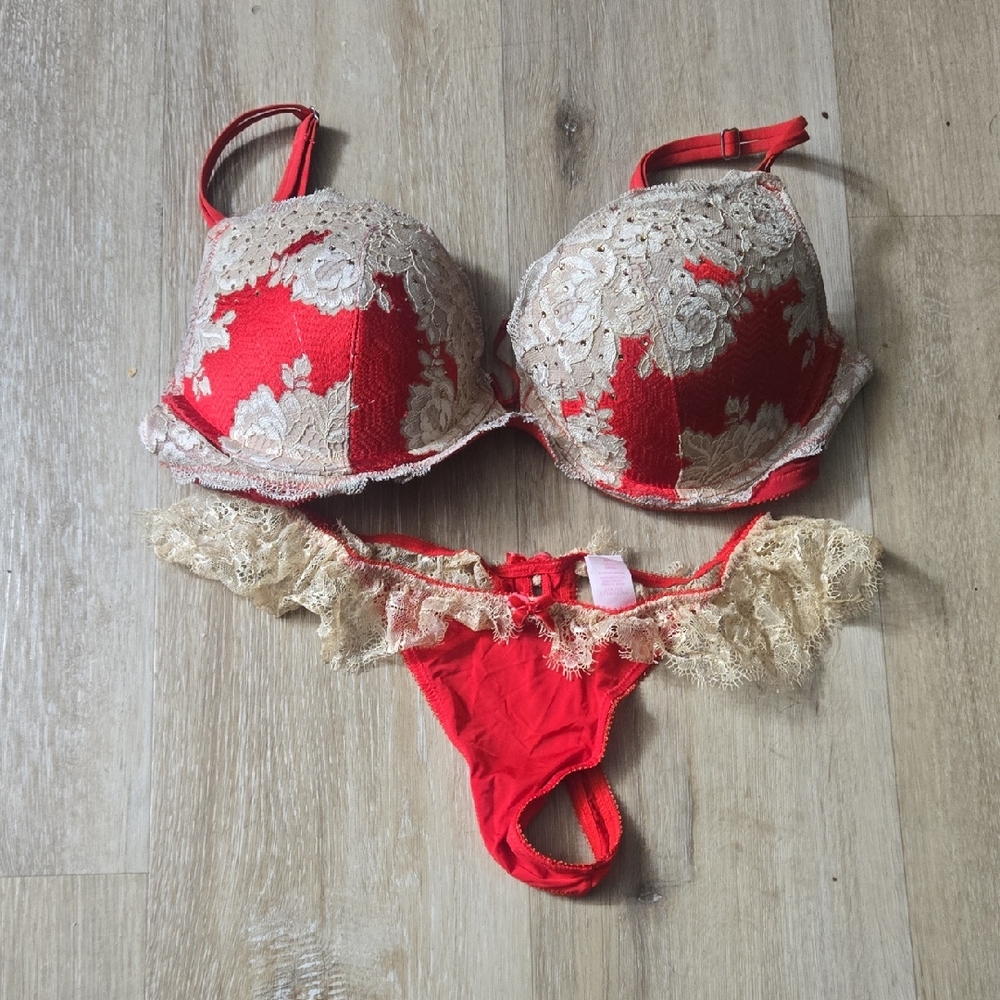 Victoria's Secret Red and Gold Lace Bra Set